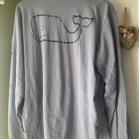 Men’s Long Sleeve Vineyard Vines shirt - Picture 2 of 3